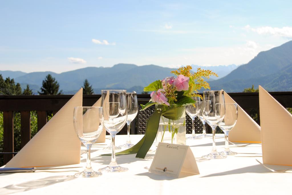 Hotel Restaurant Ferienwohnungen Alpenhof Übersee Extérieur photo